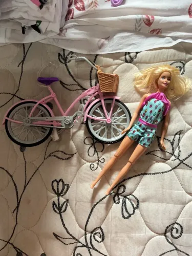 Barbie ciclista