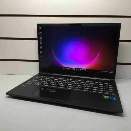 Notebook Avell Gamer Core i5 13420H RTX 3050 16GB 512GB SSD NVMe Tela 15.6 IPS 144Hz