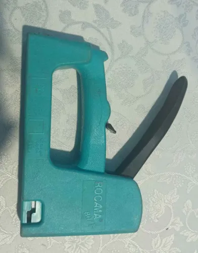 Grampeador de tapeceiro 
