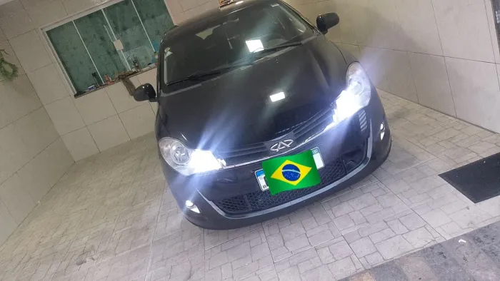 Chery Celer Hatch 1.5 16V Flex 5P 2013