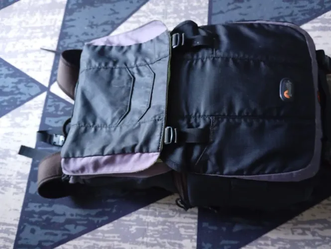 Mochila pEquipamentos Fotográficos Lowepro Versapack 200 AW <br>R$ 200,00