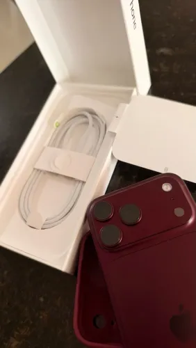 iPhone 18 pro Max 256 bordo a cor do momento