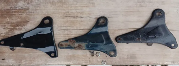 Suporte para escapamento de Cg 125/150 SEM BACALHAU 