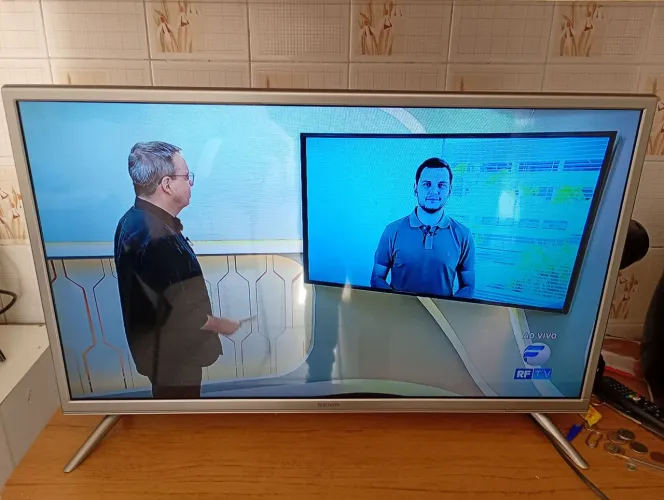 TV Semp 32 polegadas smart