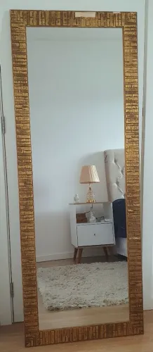 Espelho com moldura 158x60