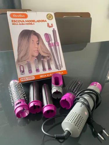 Vende-se escola modeladora