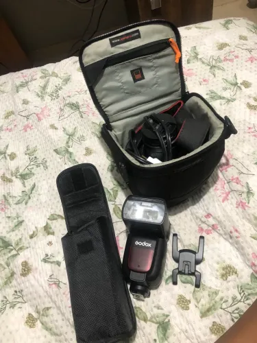 KIT CAMERA CANON T3i + Flash