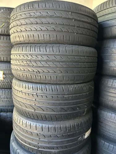 Pneus perfil baixo aro 17 165/40 em diante por 200$ cada meia vida