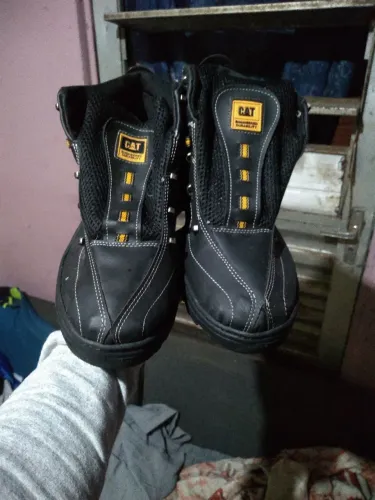 Vende uma bota cat