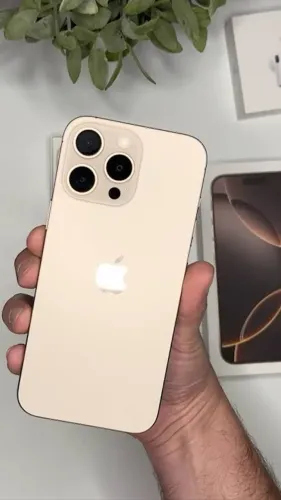 iPhone 16 Pro Max