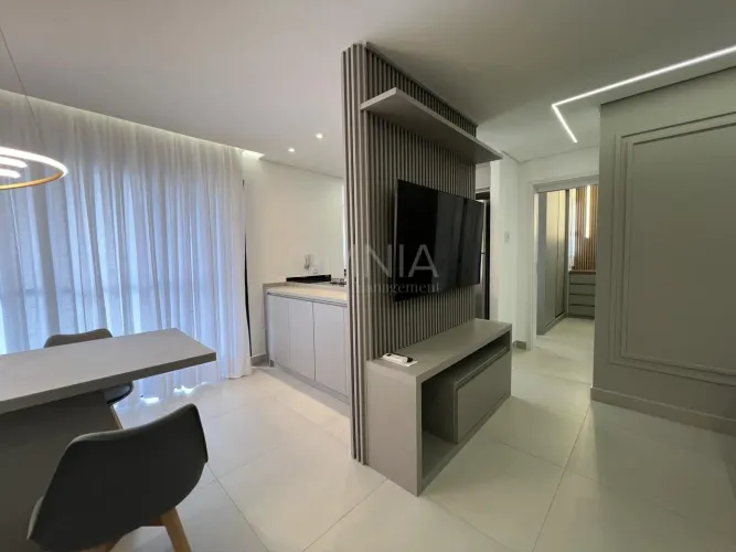 Apartamento para Locação em Campinas, Bosque, 1 dormitório, 1 suíte, 2 banheiros, 1 vaga