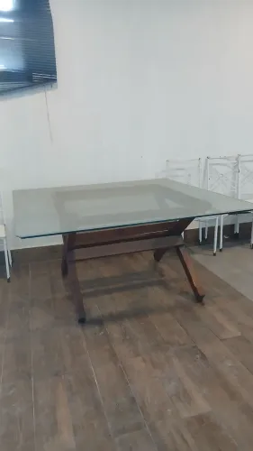 MESA DE VIDRO BISÔTE 