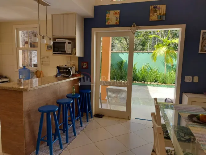 Casa a Venda na Praia de Camburizinho, Condominio Fechado com Localização Privilegiada e E