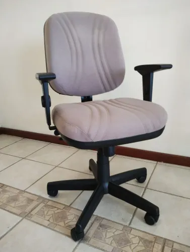 CADEIRA DIRETOR RECLINÁVEL CAVALETTI