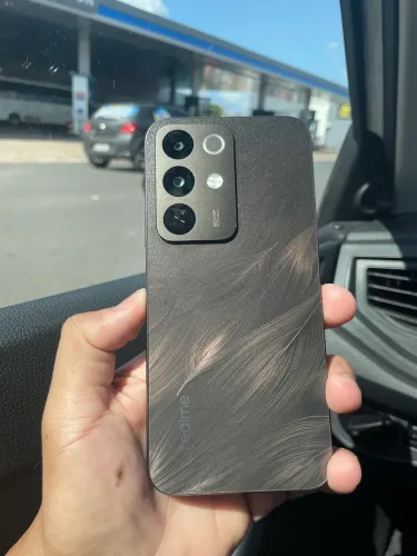 Realme c85