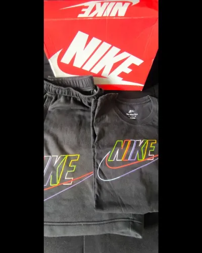 Conjunto Nike Big Color ORIGINAL tamanho G