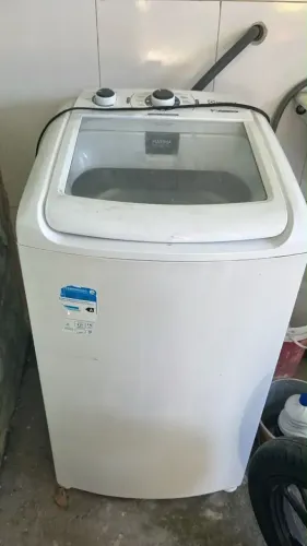Máquina de Lavar 110V - 8 kilos (Eletrolux)