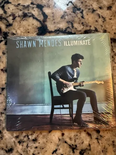 CD Shawn Mendes Illuminate Deluxe Lacrado