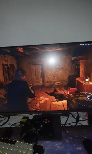 Monitor LG 144hz 1ms novo