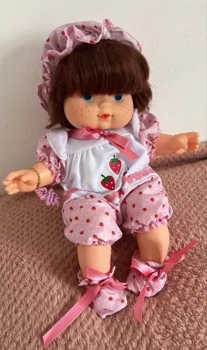 Bebê Moranguinho - Boneca Estrela