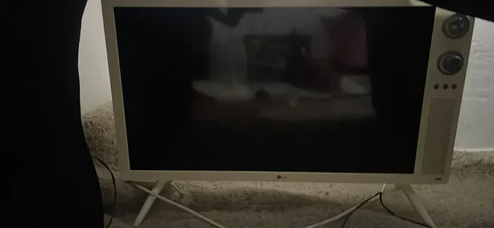 Tv LG retirada de peças