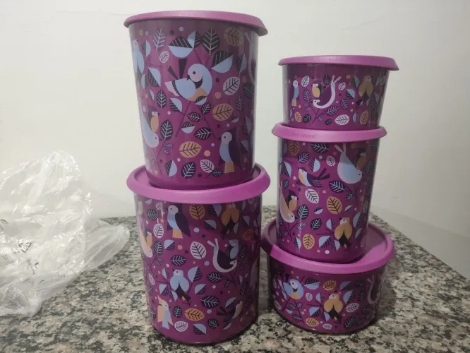 Jogo Tupperware's novo
