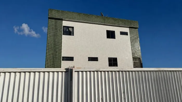 Apartamento com 2 dormitórios à venda, 57 m² por R$ 260.000,00 - Bessa - João Pessoa/PB