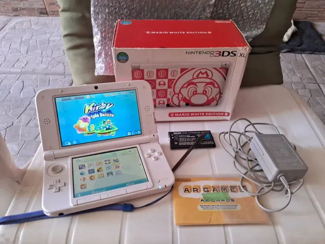 Nintendo 3DSXL Usado Funcionando Com Tudo Que Está na Foto Desbl.