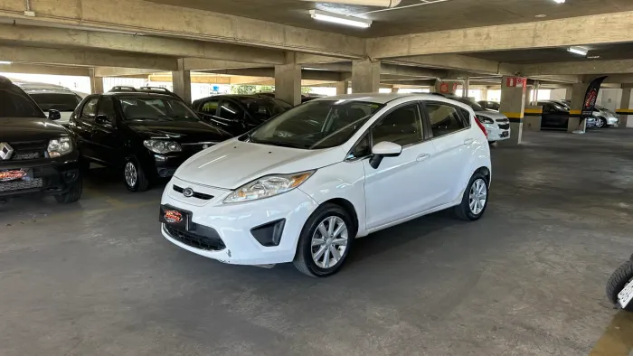 Ford Fiesta SE 1.6 16V Flex 5P 2012