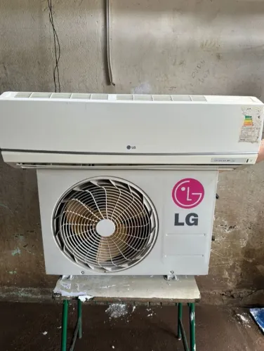 Vende-se Central de Ar LG 12.000 btus
