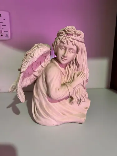 Escultura Anjo em polieresina