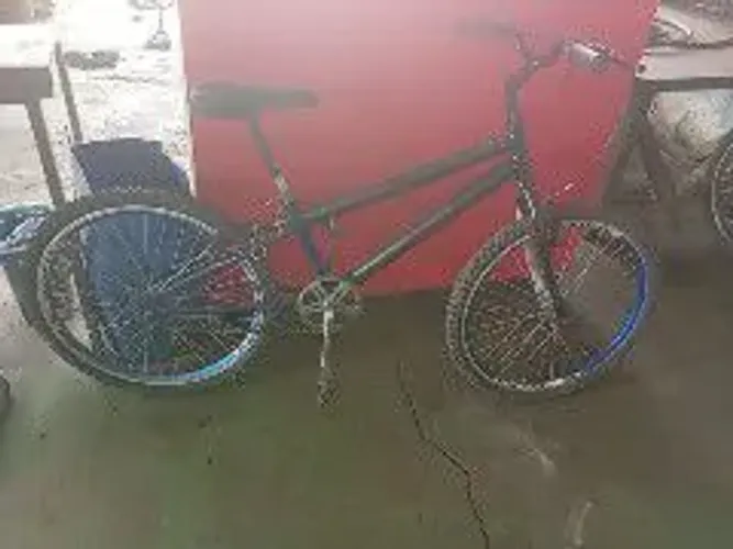 Vendo uma bicicleta aro 26 usada em perfeito estado