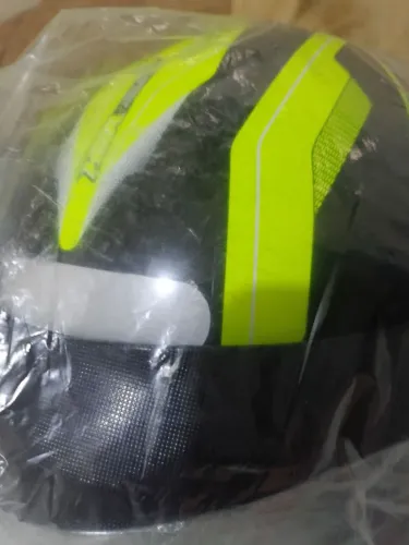 Vendo capacete novo