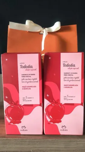 Caixa com 5unid.sabonetes Natura