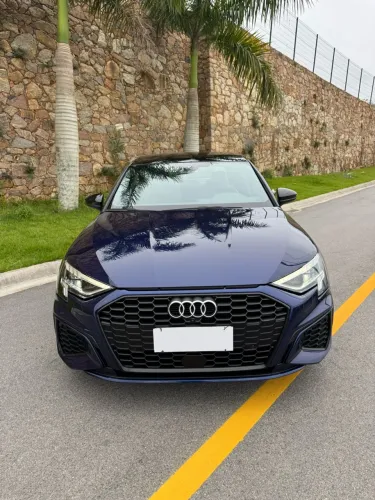 Audi A3 Sed. Perform. Black 2.0 TFSI S-tronic 2023