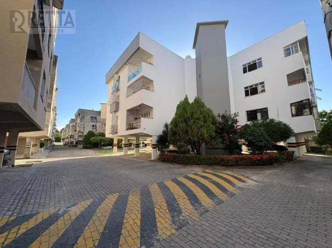 Apartamento com 3 dormitórios à venda, 113 m² por R$ 330.000 - Fátima - Fortaleza/CE