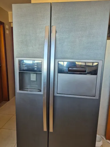 Vendo geladeira Electrolux side by side