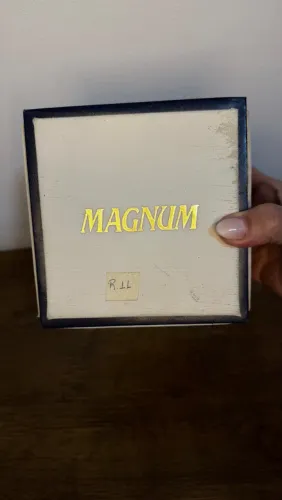 RELÓGIO MAGNUM ORIGINAL MASCULINO DOURADO C/PRETO NOVO E SEM USO