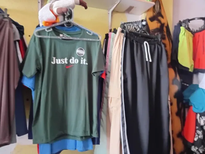 Passo loja de roupas e acessórios para celular 