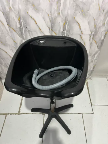 Lavatório móvel