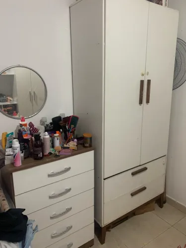 GUARDA ROUPA E CÔMODA PARA BEBÊ