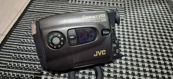 Filmadora jvc GR-AX94