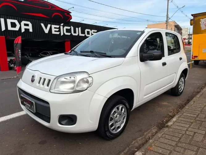 Fiat Uno Vivace Celeb. 1.0 EVO F.flex 8V 5P 2015