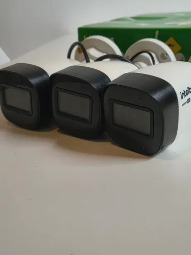 3 Câmeras de segurança