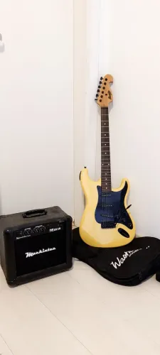 Guitarra Memphis M632