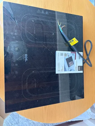 Cooktop de indução EOS vidro avariado