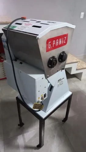 Amaçadeira de pão para 10 kg