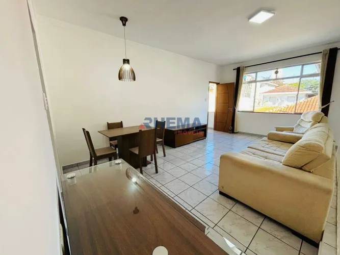 Casa em Condominio Fechado com 2 Dormitórios