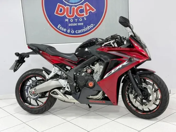 cbr 650 F 2017 vermelha