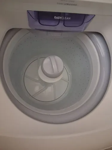 Máquina de Lavar Electrolux 11kg Essential Care - Ótimo Estado